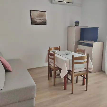 Padovan 209 Rab Town